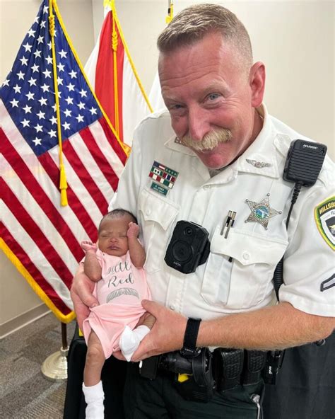 ‘I am extremely proud’ Hillsborough County deputy helps deliver baby on shoulder of highway